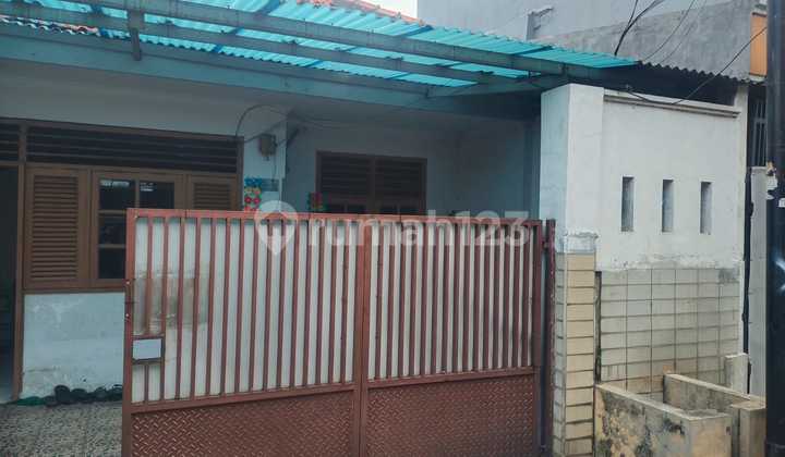 Rumah 9x15, 2 Lantai Di Cipinang Jakarta.uyata