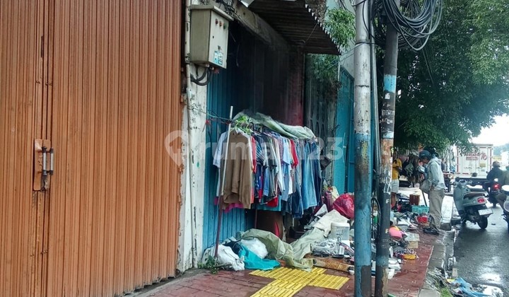 Sell Fast.. Land Price Only, Old Shop House Facing Main Road in Tubagus Angke 2