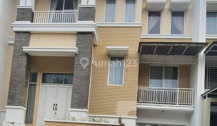 Rumah Pantai Indah Kapuk 10x15, 2.5 Lantai Siap Huni 1