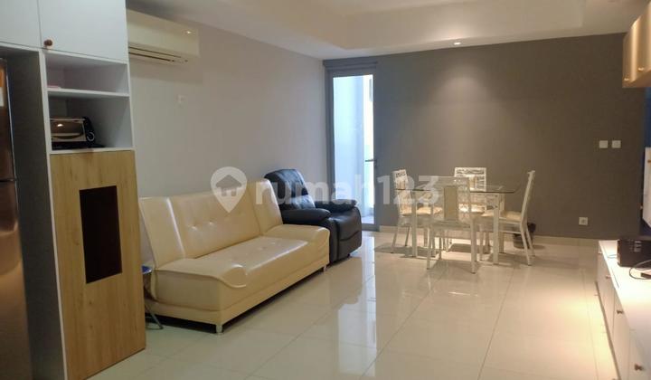 Jual Cepat..harga Super Murah Apartemen 2 Kamar Tidur Furnished Bagus