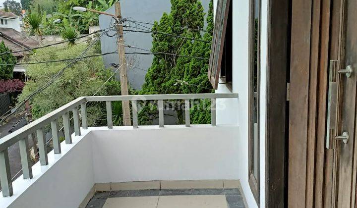 Rumah Dua Lantai Pondok Hijau 4