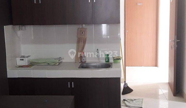 Apartemen Pinewood Lantai 16 1
