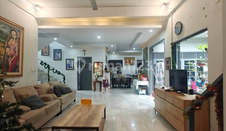 Rumah Hook Luas Dalam Komplek Terbaik Cinere Lokasi Strategis Bukit Cinere Indah Rumah Hook Luas Dalam Komplek Terbaik Cinere Lokasi Strategis Bukit Cinere Indah