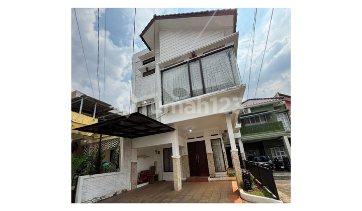Dijual Rumah 2 Lantai Lokasi Strategis Cinere Nempel Lebak Bulus