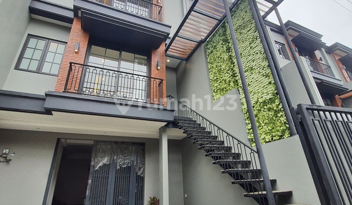 Dijual Rumah Bisa Jadi Kantor Baru Lokasi Strategis Cilandak Dekat Mrt 2