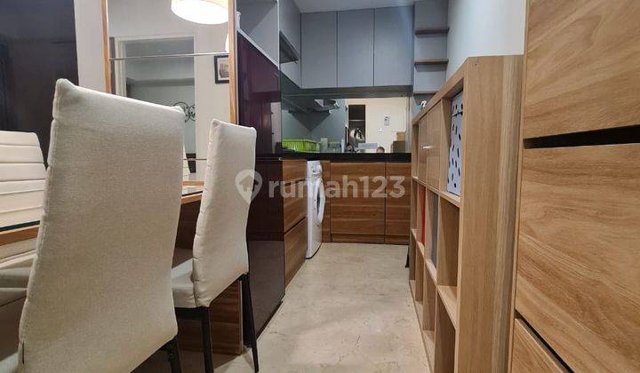 Disewakan Apartemen Landmark 2br Fully Furnish Bagus Sekali 2