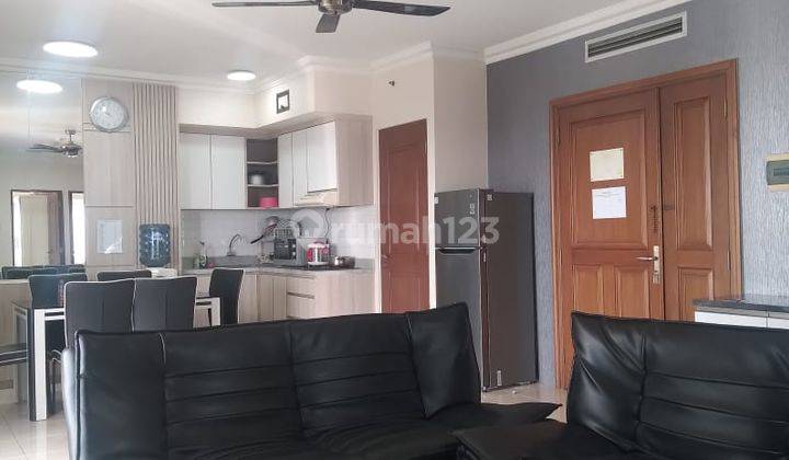 Disewakan Apartemen 3 BR Cantik Bersih di Setiabudi Bandung 1