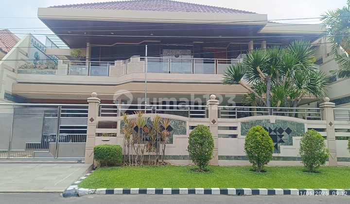 Rumah Mewah Klasik Margorejo Indah Full Marmer Full Jati Shm