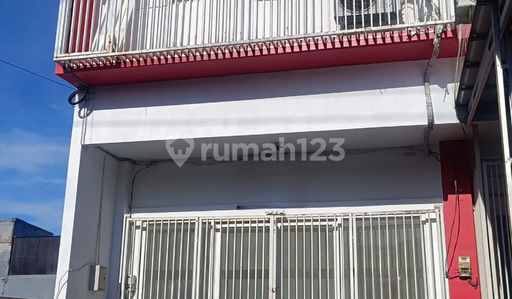 2-Story Shop House Freehold Near Citraland Ready to Occupy Renovated 1
