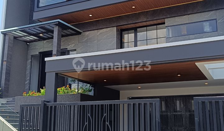 Luxury Modern House At Citraland With Rooftop Patio