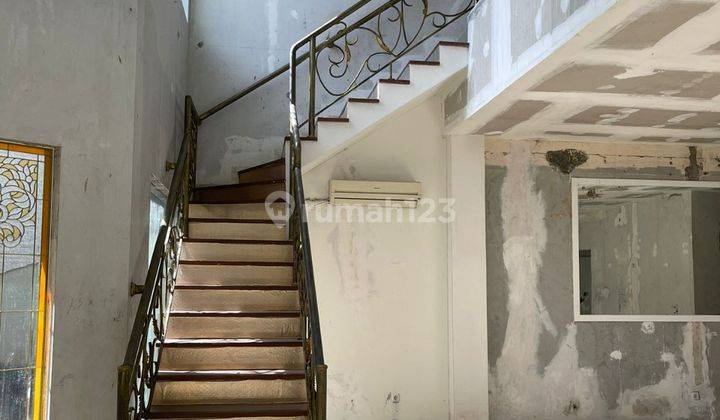 Rumah Elite di Puri Indah cocok untuk ruang usaha 5