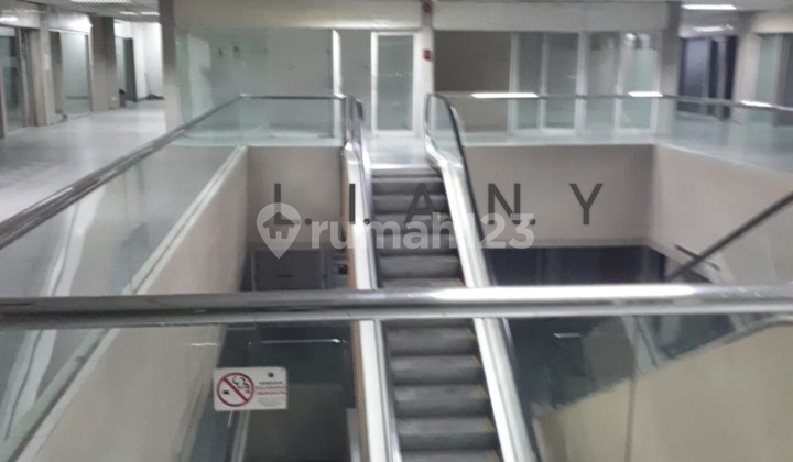 Dijual Gedung Ex Mall 4 Lantai Di Jakarta Barat Kondisi Baik 