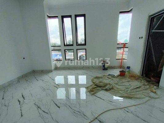 Rumah Hanya 50 Meter Dr Jalan Utama di Cluster