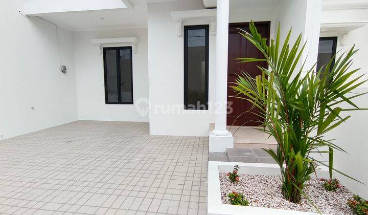 Rumah Siap Huni Tanah Luas Premium Selangkah Lrt&toll Jatibening.