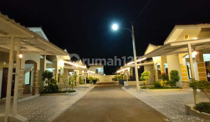 Rumah Tanah Luas, Suasana Villa, Siap Huni Dalam Cluster Jatiasih Rumah Tanah Luas, Suasana Villa, Siap Huni Dalam Cluster Jatiasih