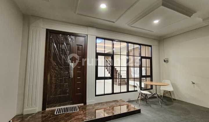 Premium Luxury House Full Red Brick Strategic. SHM IMB Ready 2