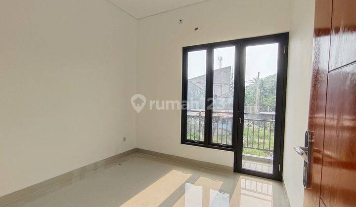 Rumah View Danau Siap Huni 2 Lantai Di Depok 2