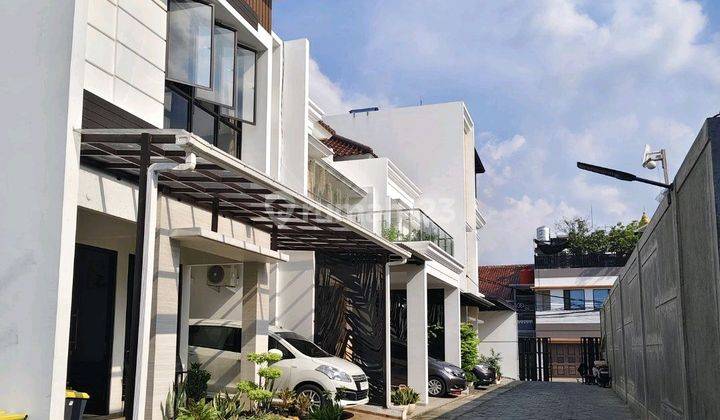 Rumah Premium Mewah Strategis Dekat Toll Dan Busway Di Jaktim 2