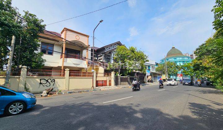 Rumah Gayungsari Jalan Utama Dekat Masjid Agung Surabaya 2