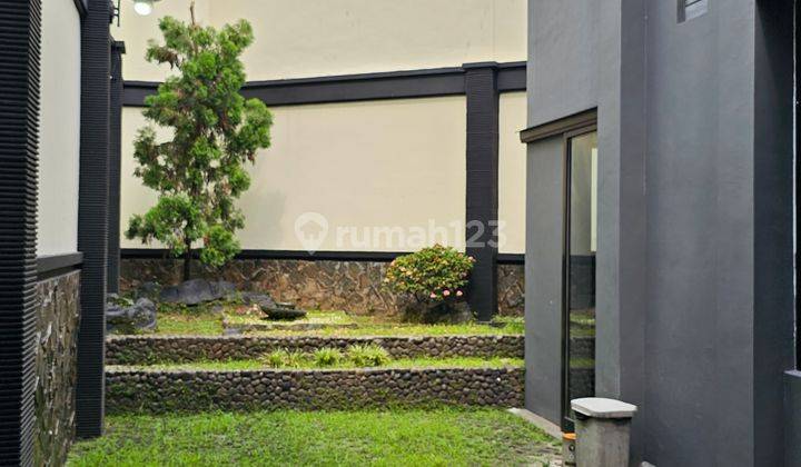Kantor Pusat Kota Surabaya Lokasi Strategis Kondisi  3