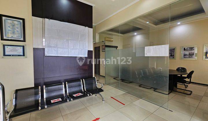 Kantor Pusat Kota Surabaya Lokasi Strategis Kondisi  5