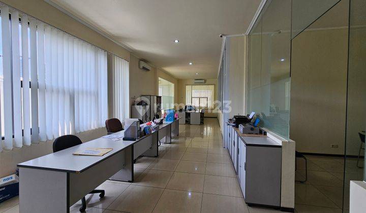 Kantor Pusat Kota Surabaya Lokasi Strategis Kondisi  13