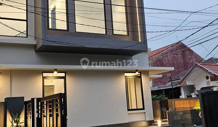 Rumah Scandinavian Senyaman Cafe di Babatan Pantai Surabaya 2