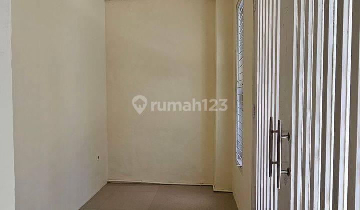 Rumah 3 Lantai  Multi Fungsi Di Pakuwon City Surabaya Siap Huni 2