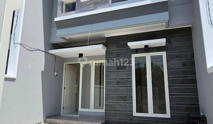 Rumah Nyaman 2 Lantai Di Jemursari Surabaya Row Jalan 5 Mobil 2