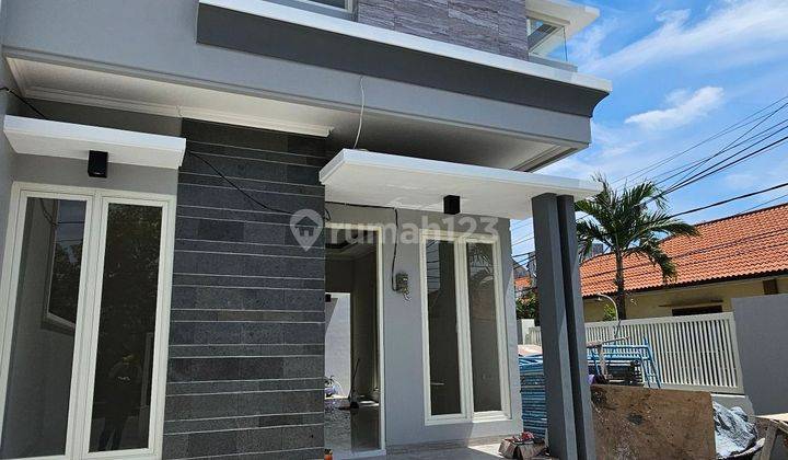 Rumah Pojok 2 Lantai Jemursari Surabaya Di Jalan Utama Row 5 Mbl 2