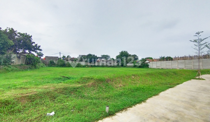 Commercial Plot Land 2717m2 Prime Location  
Right Across from IPEKA School BSD, Huge Market Potential, Ideal for Your Business Venture.