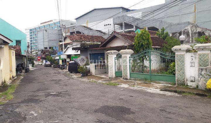 Bonus Bangunan Tanah Pekarangan Dijual Murah Lokasi Condongcatur 4