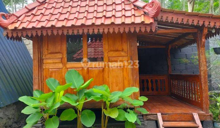 Rumah Villa Bangunan Kawasan Objek Wisata Kaliurang