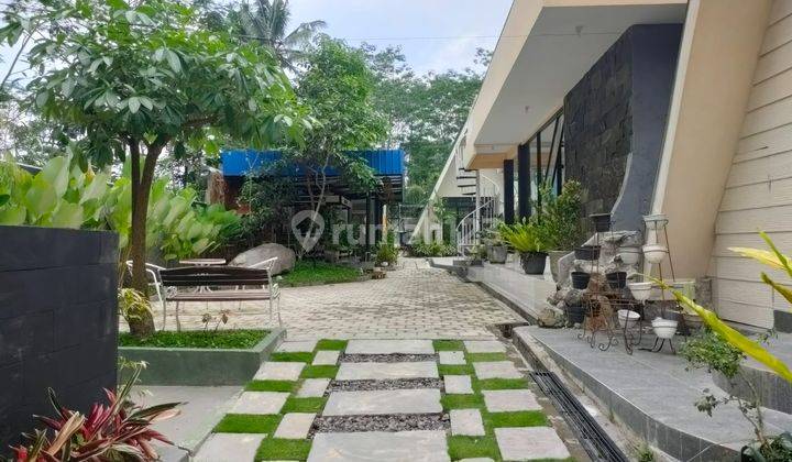 Rumah Villa Bangunan Kawasan Objek Wisata Kaliurang