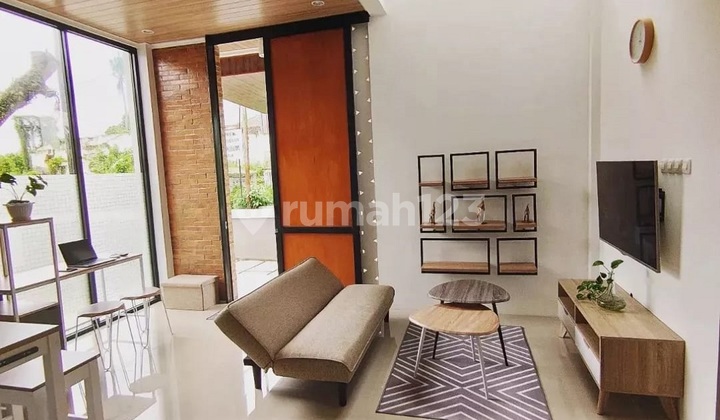 Rumah Full Furnished Berkualitas Dekat Wisata Kaliurang di Jakal 2