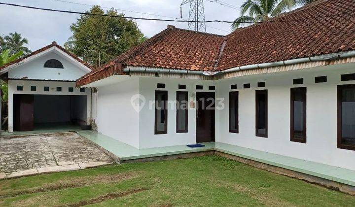 Rumah Bagus Semi Furnished SHM di Manonjaya, Tasikmalaya 7