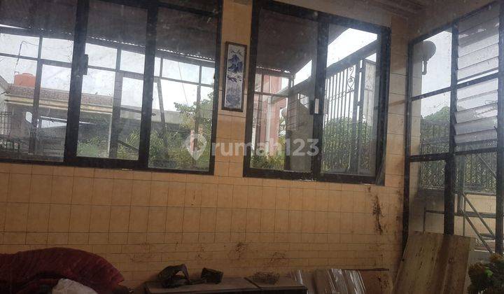 Rumah 3 Lantai Bagus SHM di Jl Peta, Bandung 9