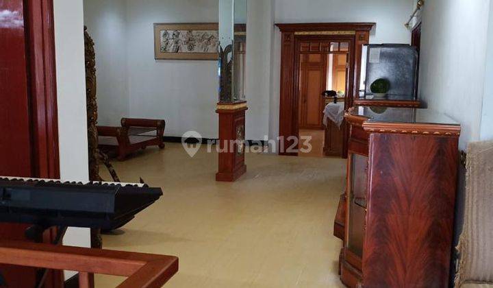 Rumah 2 Lantai Bagus Furnished SHM di Mekar Wangi, Bandung 1