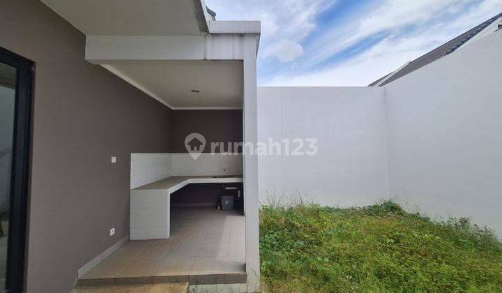 Rumah 2 Lantai Bagus SHM di Summarecon Bandung 2