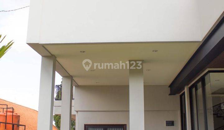 Rumah Mewah 2 Lantai Furnished SHM di Dago Pakar Dago Resort, Bandung 2