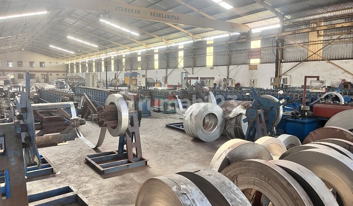 The Growing Neighborhood FOR SALE Kepatihan Menganti Warehouse Includes an Office