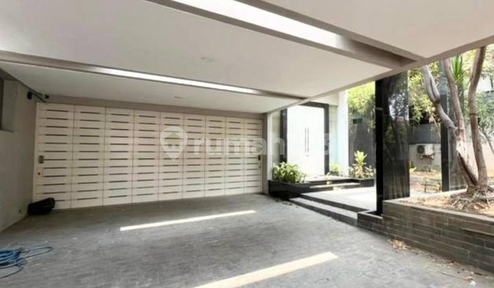 Mewah Ada Pool Graha Family Dekat Expat Bangunan 900m2 2