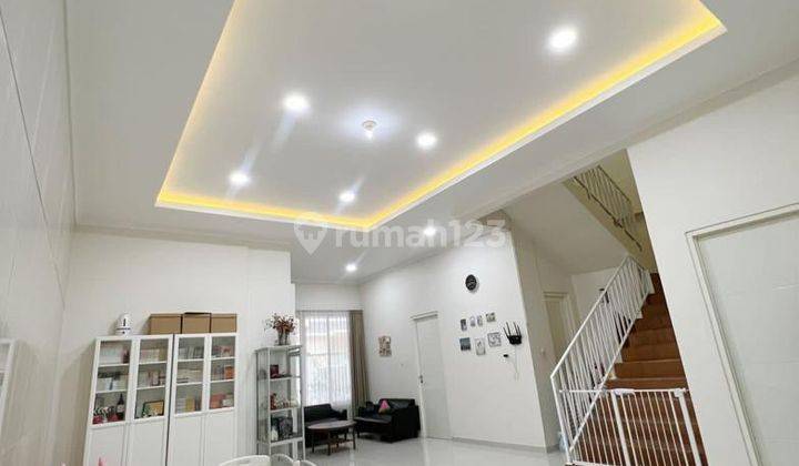 Minimalis Modern Rumah Mulyosari Semi Furnished SHM 2 Lantai 2