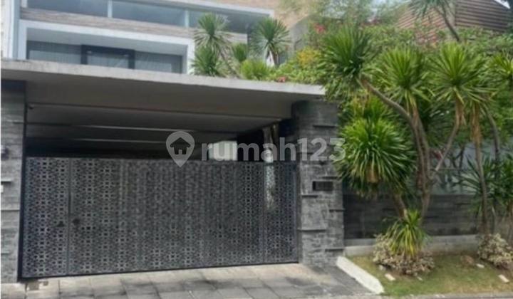 Mewah Ada Pool Graha Family Dekat Expat Bangunan 900m2