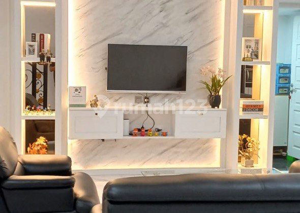 Rare American Classic House in Pakuwon Indah with Split Level and SHM 2