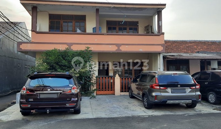 Rumah dalam komplek bisa buat usaha online di Kebun Jeruk. 15541 2