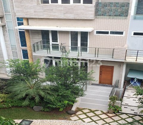 Rumah Spring Hill Golf Residence Jarang Ada di Kemayoran. 20340 Rumah Spring Hill Golf Residence Jarang Ada di Kemayoran. 20340