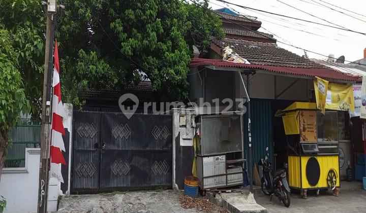 Rumah Lama di jalan utama dan hidup Bisa Buat Usaha di Meruya. 15612