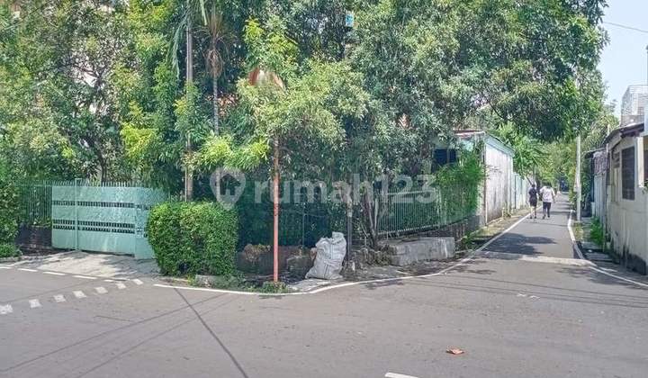 Rumah Hoek Jalanan Lebar Siap Nego di Cideng. 20361 1