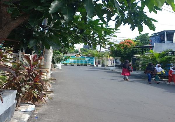 Rumah Lingk Asri Bebas Banjir Dkt Akses Tol di Ciledug, 15908 2